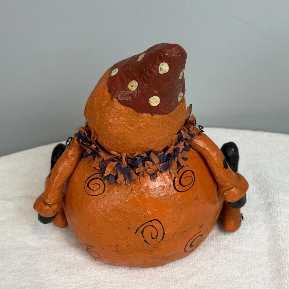 Primitive Folk Art Paper Mache Pumpkin Halloween Shelf Sitter Figure Retro